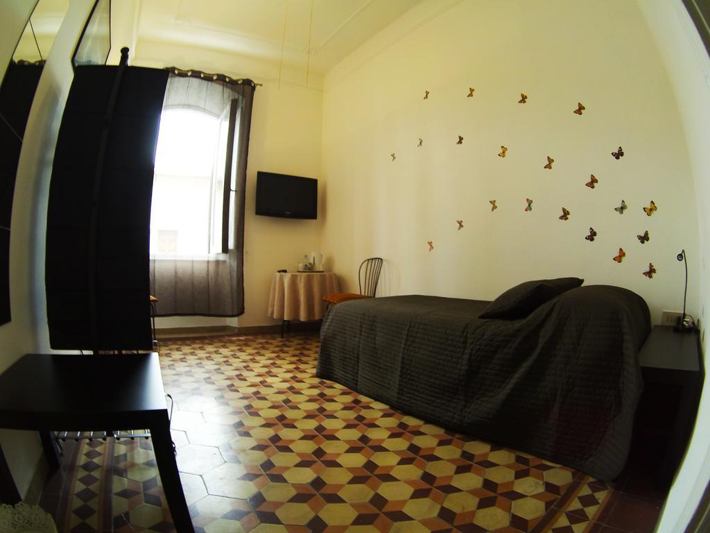 Chambre Simple Standard avec Salle de Bains Commune